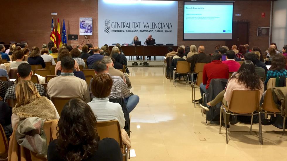 participants at the event in Valencia